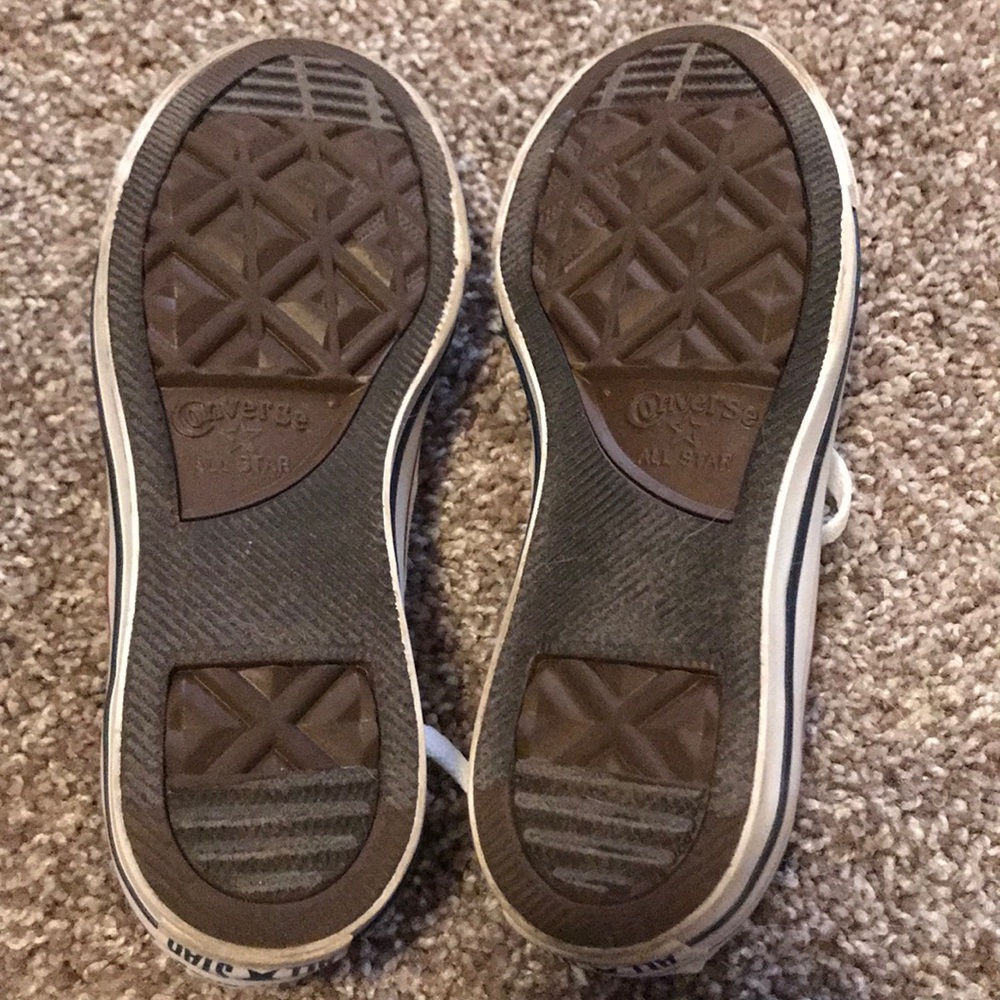 Converse! - Picture 3 of 3